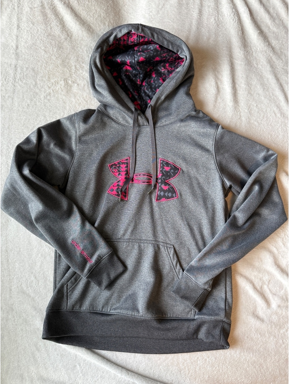 Under Armour Women’s Gray Pink Logo Hoodie Size Small